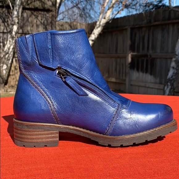 Jafa 402 Zipper Ankle Boots Cobalt Size 38 NWOB - Picture 4 of 10
